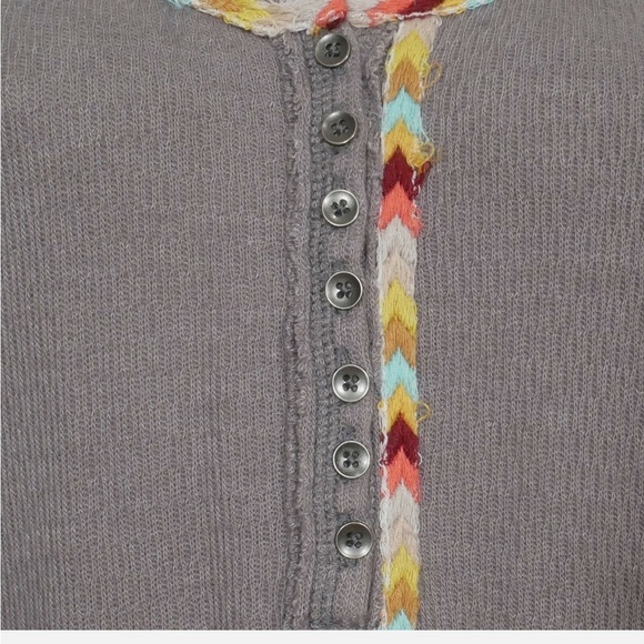 We The Free Gray Cotton Blend Rainbow Thermal Henley Top Size Small - Picture 12 of 13